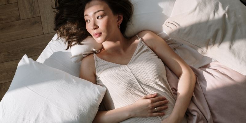 Pregnancy & Sleep: Tips, Sleep Positions, & Issues